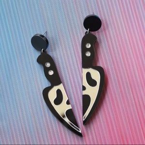 Ghostface Knife Dangle Earrings - Perfect for Halloween!